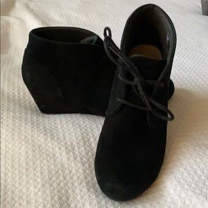 Clarks wedge bootie